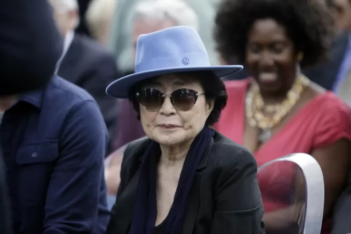 yoko-ono.webp